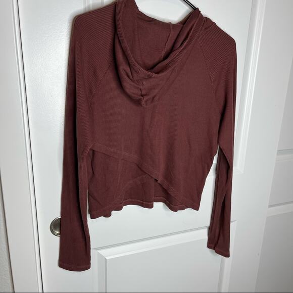 MONROW Cassidy Ribbed Layered Cross Back Hem Hoodie Pullover Size Small - Picture 7 of 8